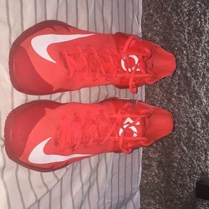 KD basketball shoes size 13